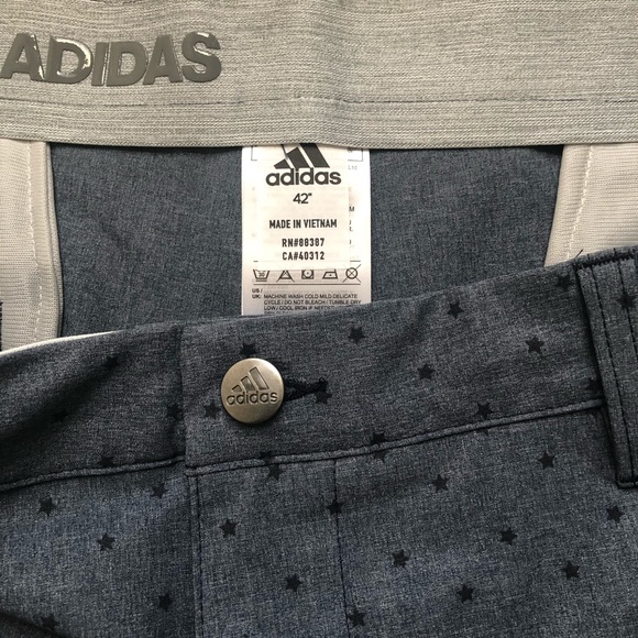 Adidas Golf Shorts NWOT Size 42 - Picture 2 of 3